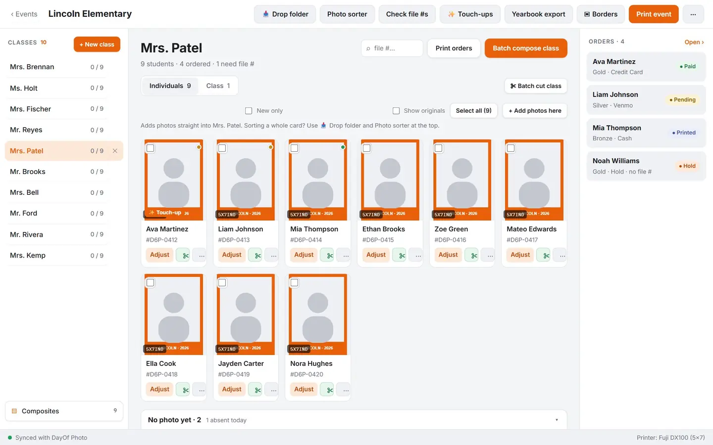 Classes & photos (light mode)